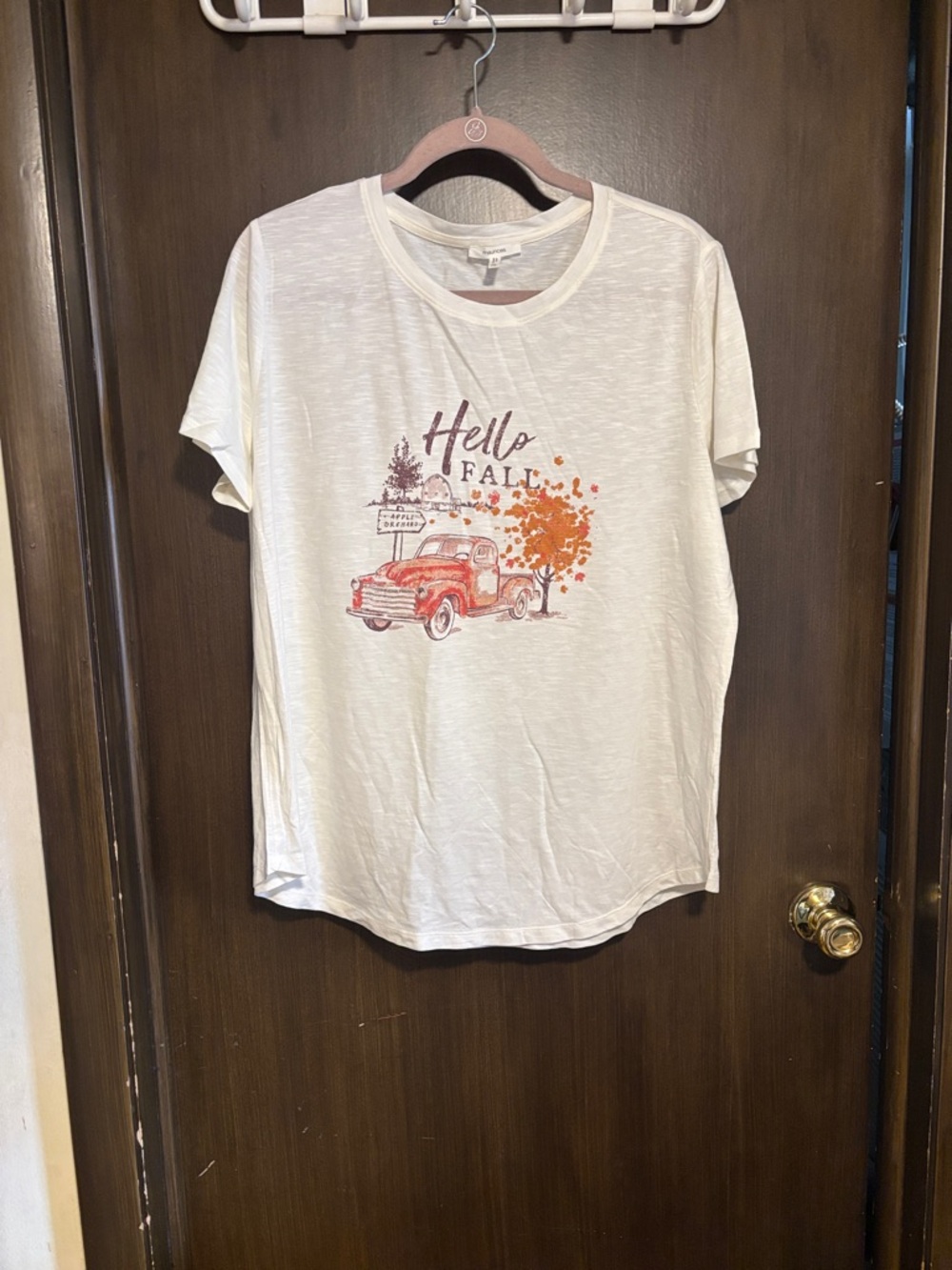 Maurices Cream Short Sleeve Crew Tee